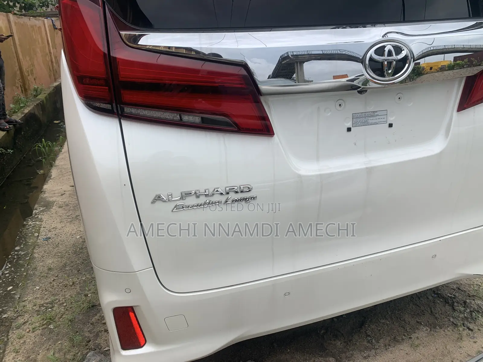 Toyota Alphard 2.5 Petrol AWD 2019 White