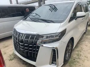 Toyota Alphard 2.5 Petrol AWD 2019 White