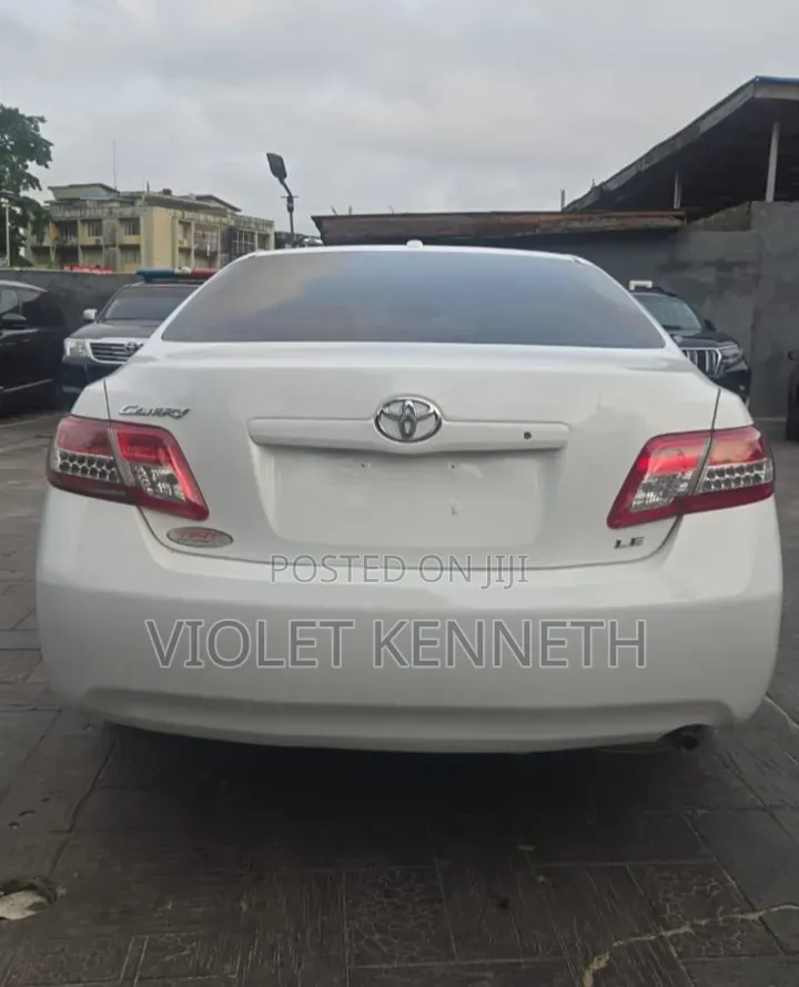 Toyota Camry 2010 White