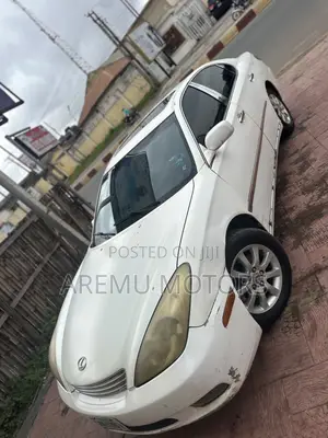 Lexus ES 330 Sedan 2004 White
