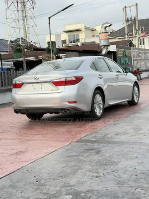 Lexus ES 350 FWD 2014 Silver