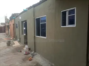 Mini Flat in Pero Agege, Pen Cinema for rent