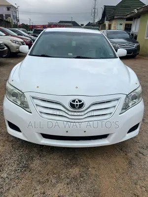 Toyota Camry 2010 White