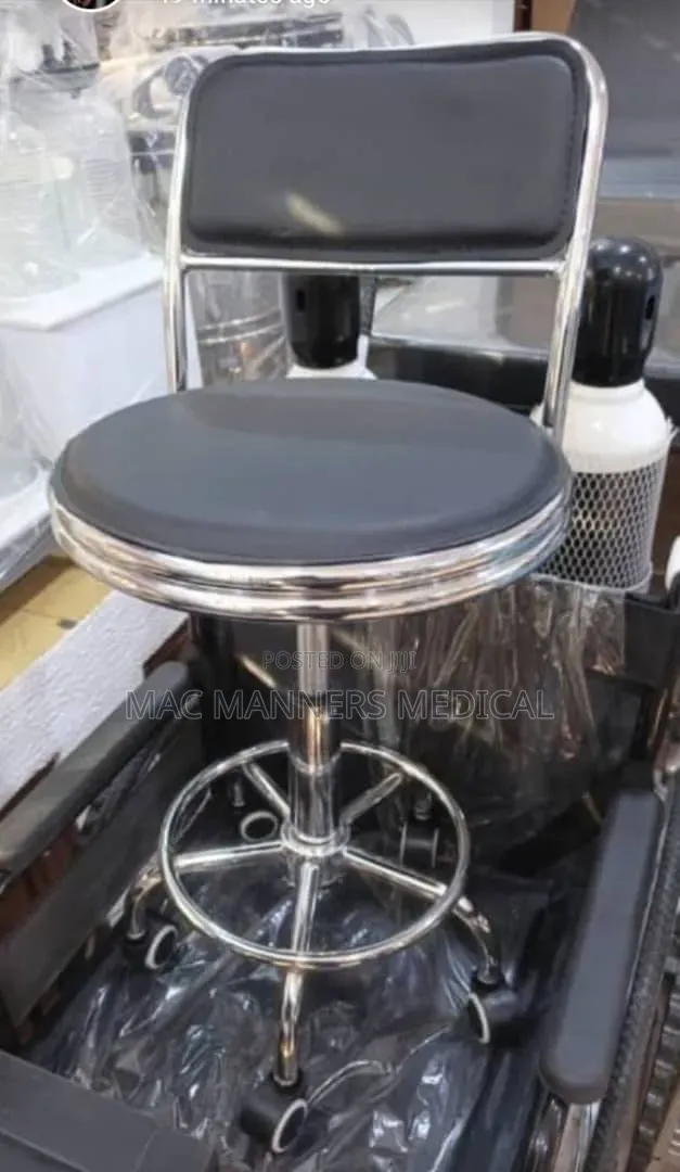 Surgeon Stool With Back Rest