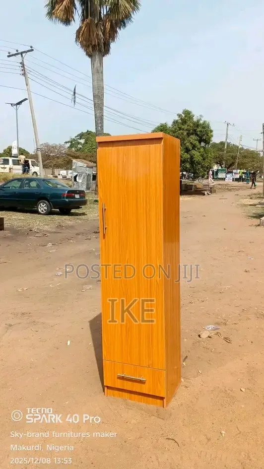 Mini Size of Waldrobe Available