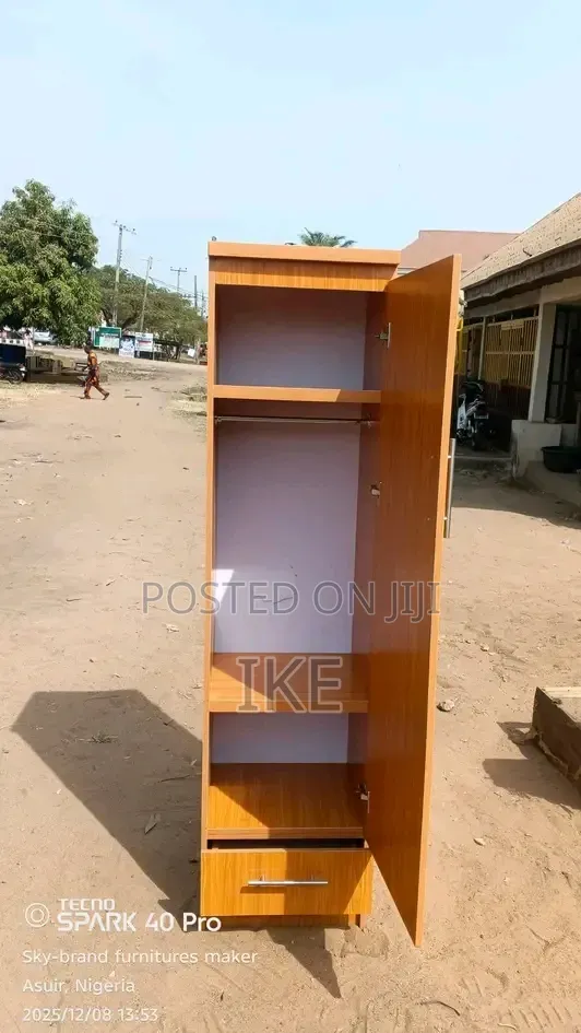 Mini Size of Waldrobe Available