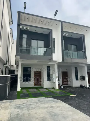 3bdrm Duplex in Chevron for rent