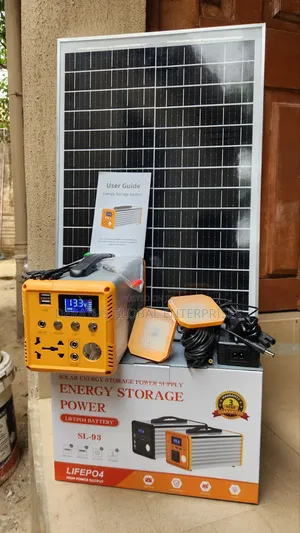 New 300watts Solar Generator With 70w Solar Panel and 2 Bulbs