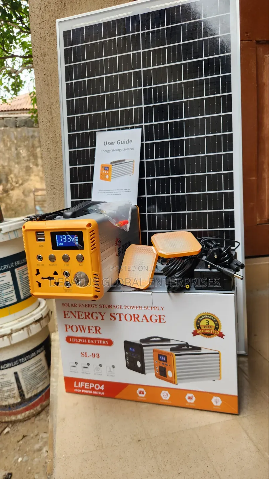New 300watts Solar Generator With 70w Solar Panel and 2 Bulbs