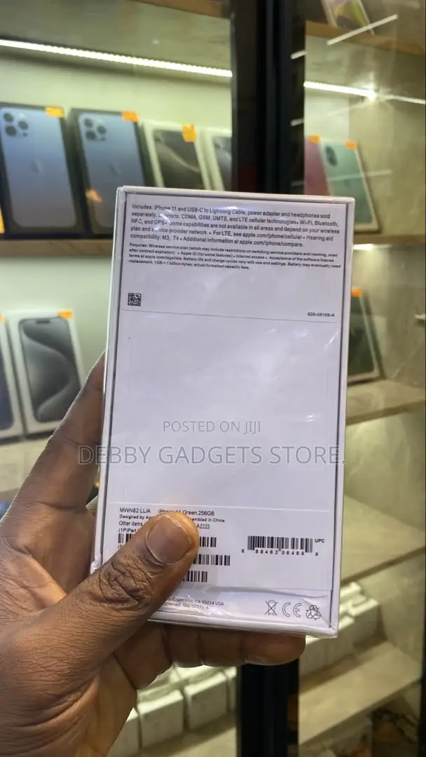 New Apple iPhone 11 256 GB Green