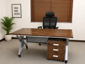 Metallic Leg Office Table 1.2meter