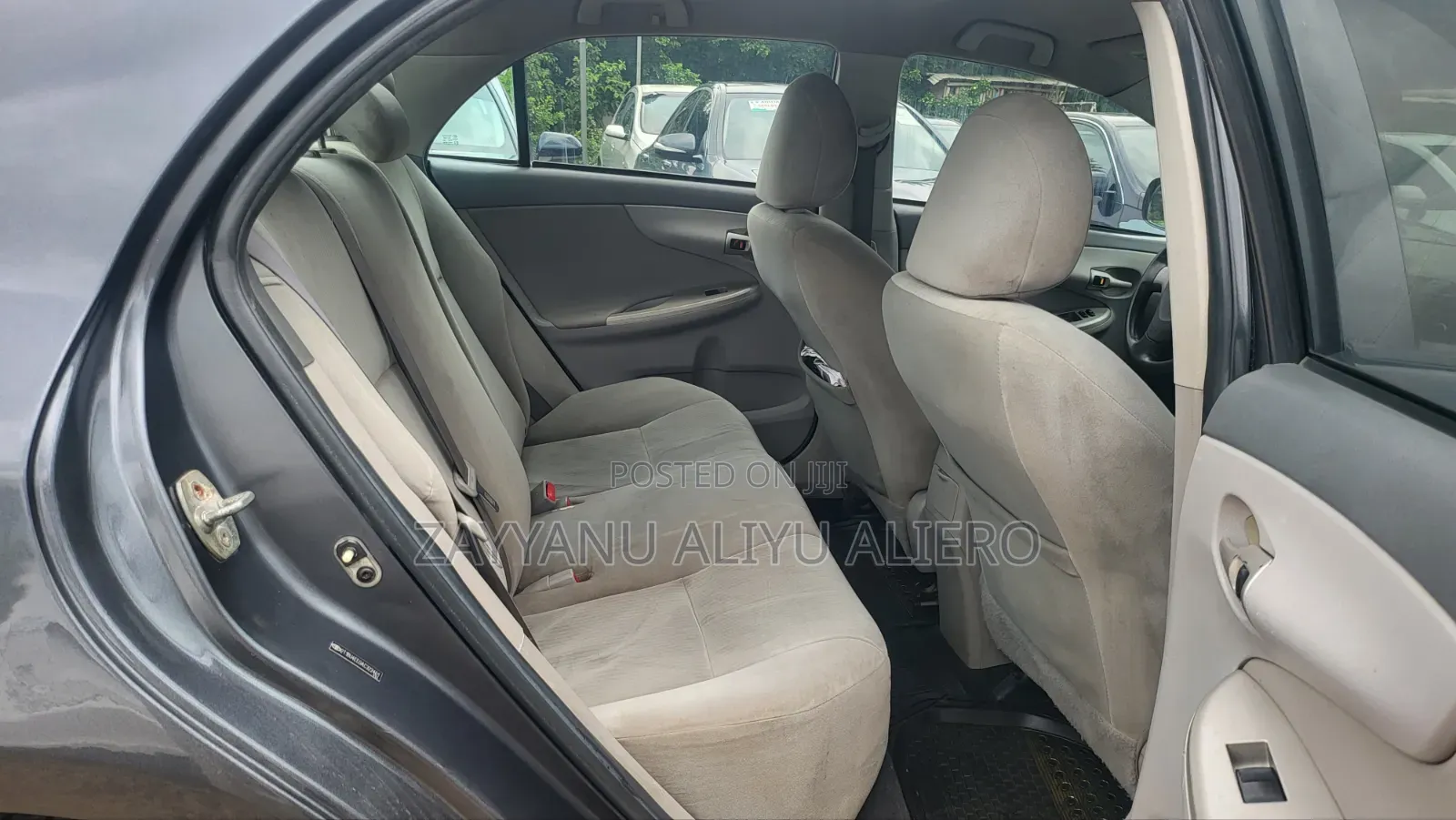 Toyota Corolla 2010 Gray