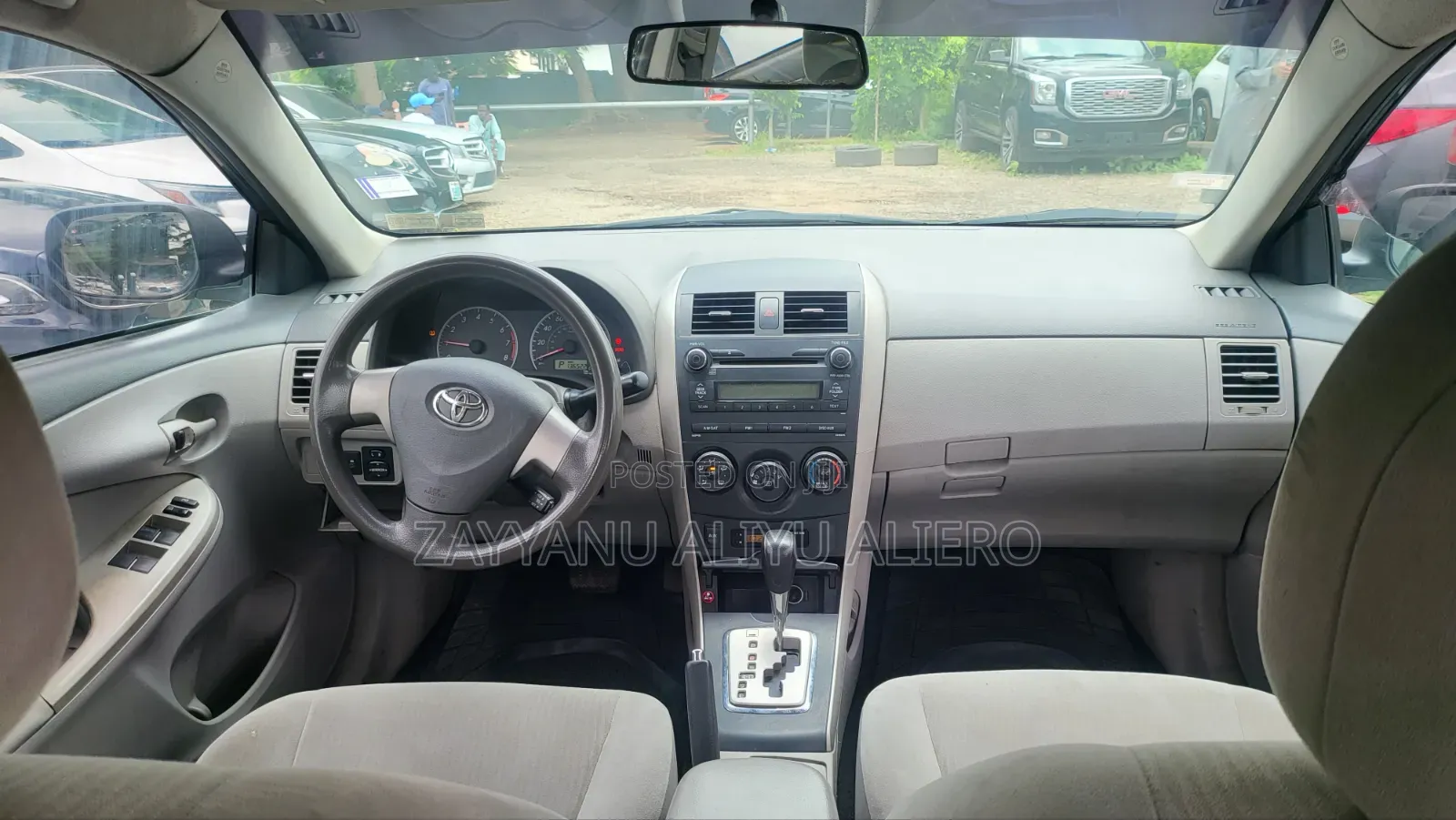 Toyota Corolla 2010 Gray