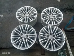 Original Follow Come Alloy Rim 17 Lexus Es350, Is250, Rx Etc