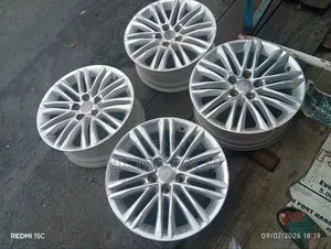 Original Follow Come Alloy Rim 17 Lexus Es350, Is250, Rx Etc