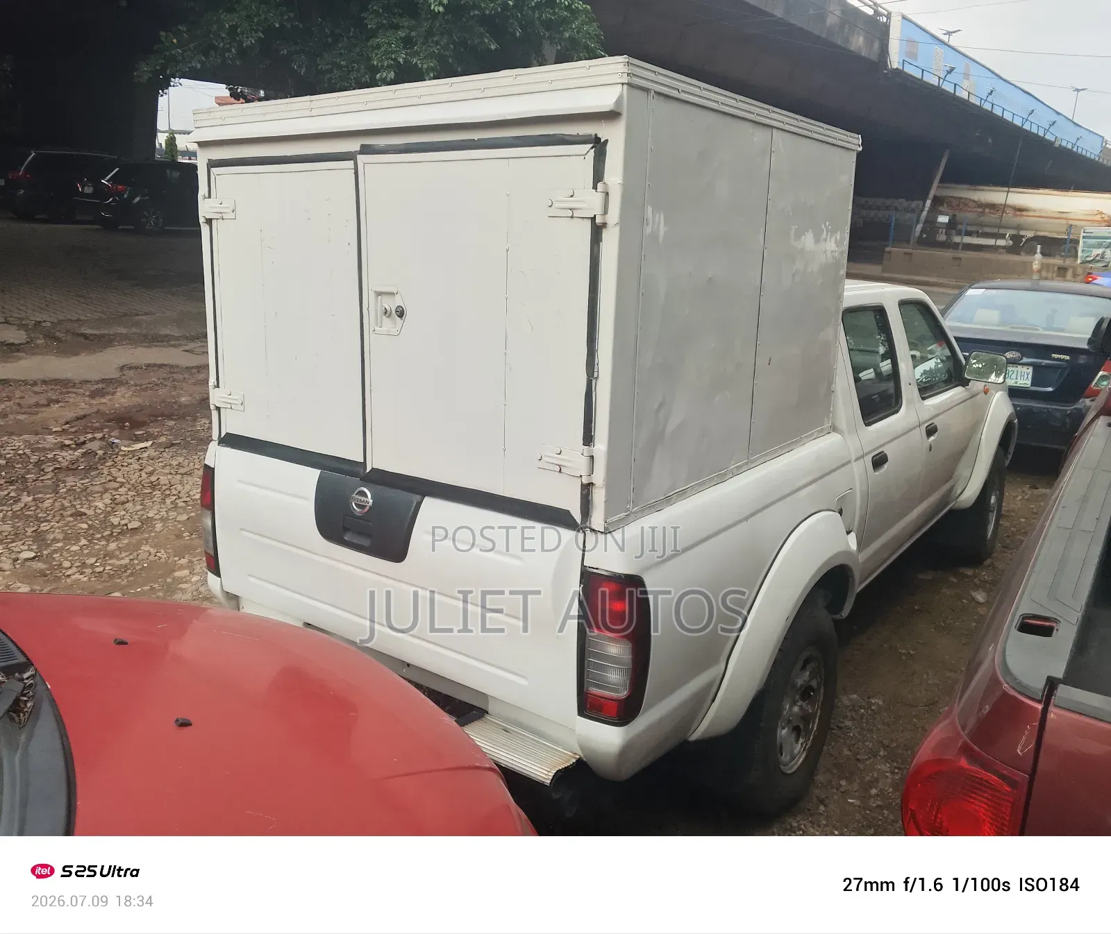 Nissan Frontier 2012 White