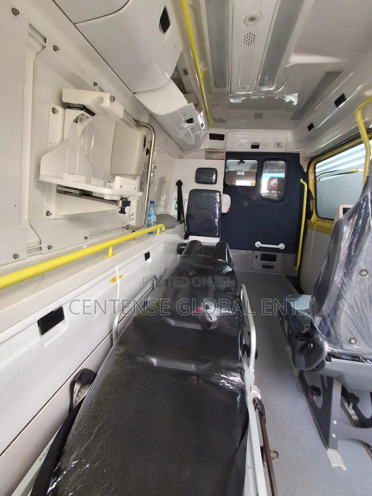 Mercedes-Benz Sprinter 2010 Yellow