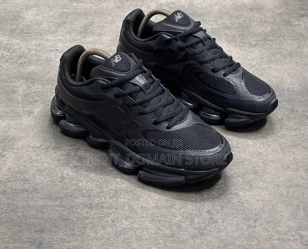 Quality New Balance Abzorb ( FREE DELIVERY )