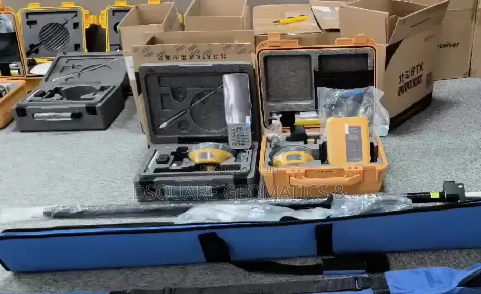 Hitarget V200 Base and Rover