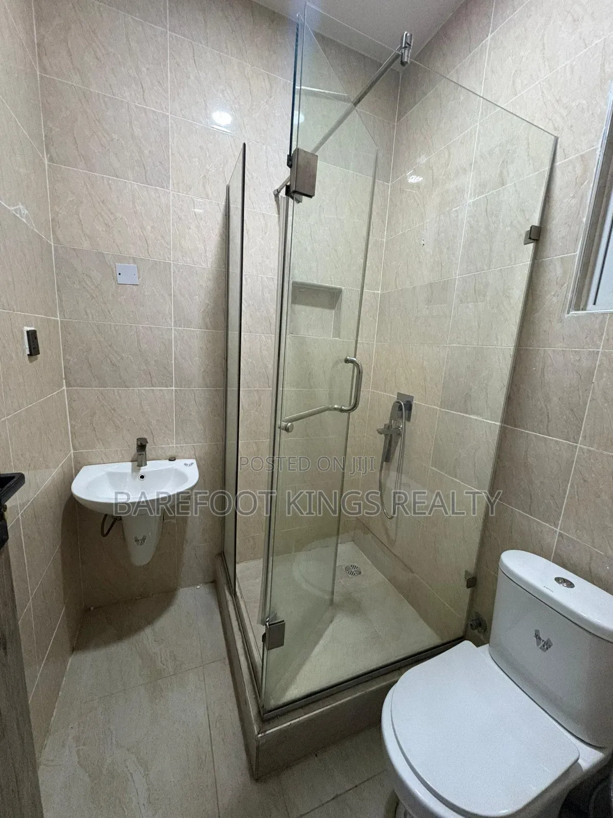 Luxury 3bedroom Duplex