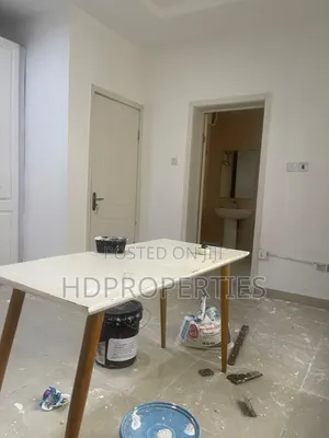 1bdrm Shared Apartment in Abiola Court 10, Lekki for rent