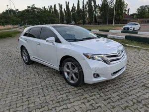 Toyota Venza Limited 2014 White