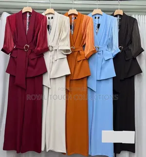 Brand New Women's Elegant 2-Piece Set