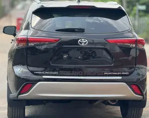 Toyota Highlander Platinum 2021 Black