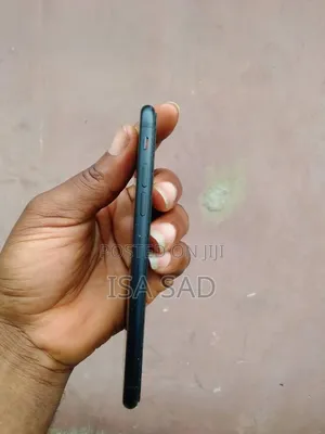 Apple iPhone 7 32 GB Black