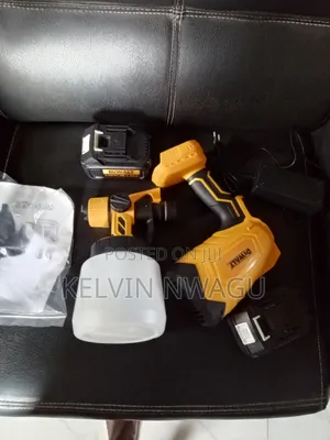 Dewalt Cordless Spraying Machine
