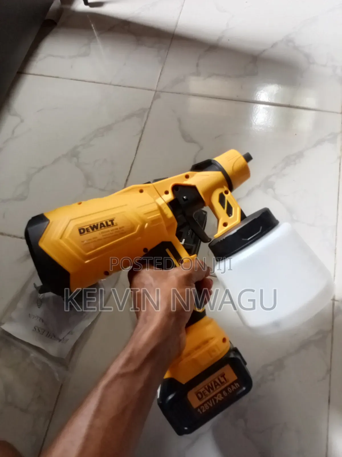Dewalt Cordless Spraying Machine