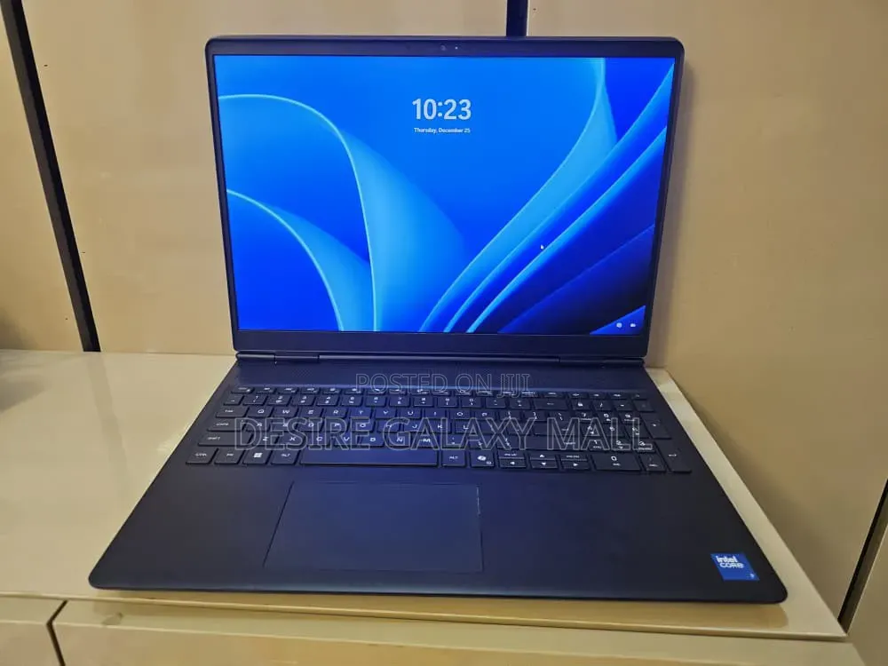 New Laptop Alienware 16 Aurora 32GB Intel Core i7 SSD 1T
