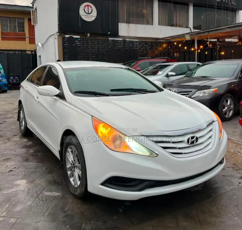 Hyundai Sonata 2012 White