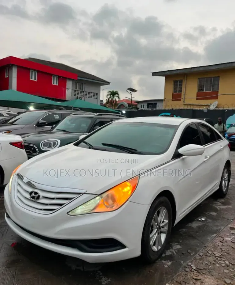 Hyundai Sonata 2012 White