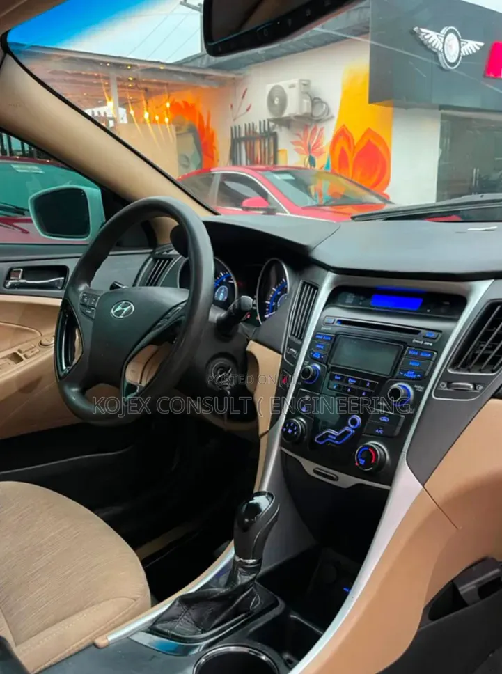 Hyundai Sonata 2012 White