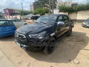Toyota Hilux 2009 Black