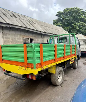 Toyota Dyna 150 New Model Face First Body 10m
