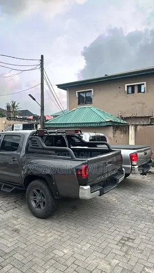 Toyota Tacoma 2015 Gray