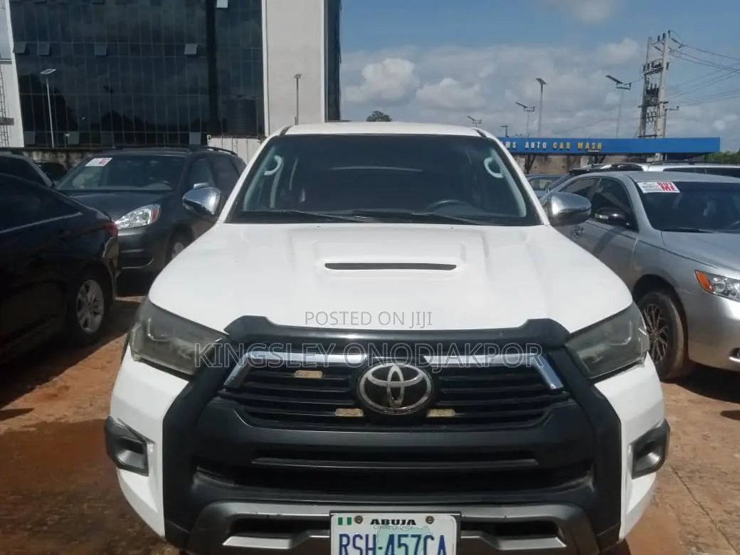 Toyota Hilux 2022