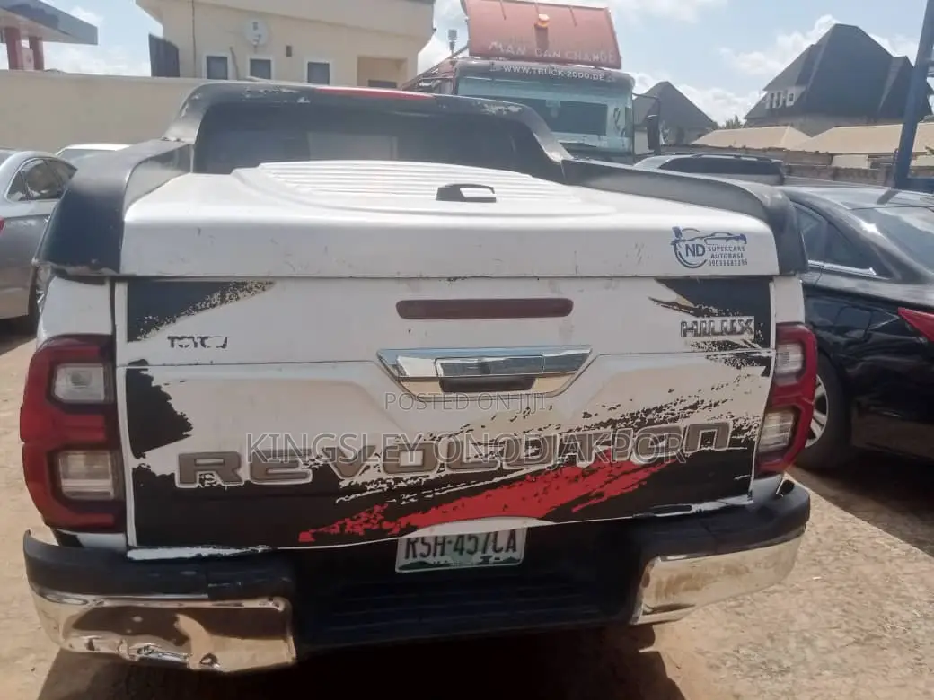 Toyota Hilux 2022