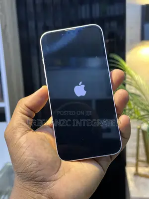 Apple iPhone 13 128 GB Pink