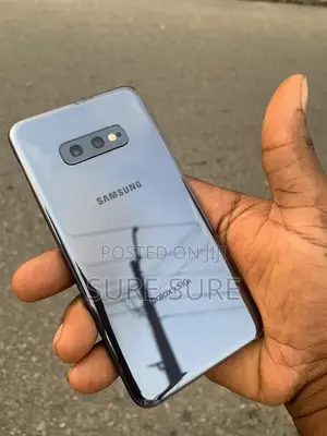 Samsung Galaxy S10e 128 GB Black