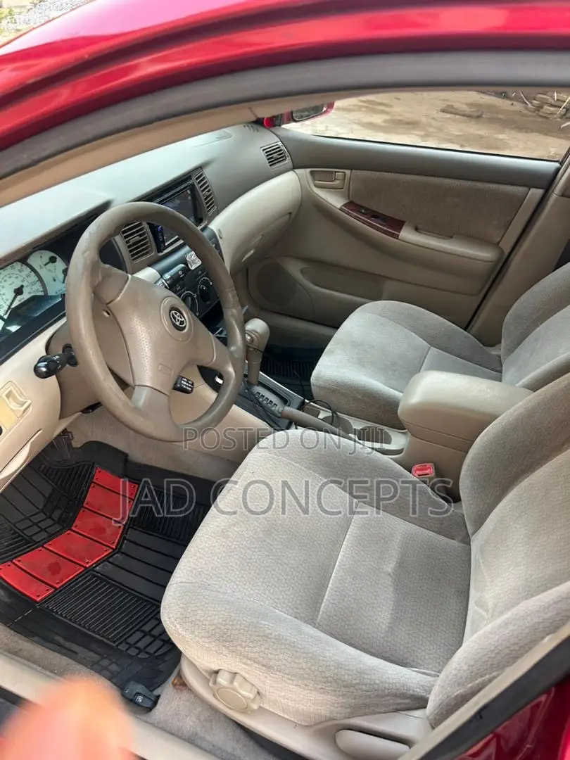 Toyota Corolla 2004 Red
