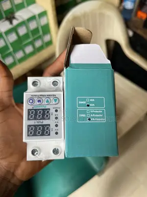 Solar Voltage Monitor