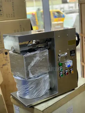 Oil Processing Capacity 20kg/H Manual Oil Press