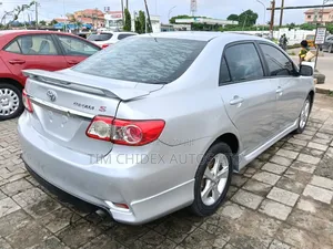 Toyota Corolla 2013 Silver