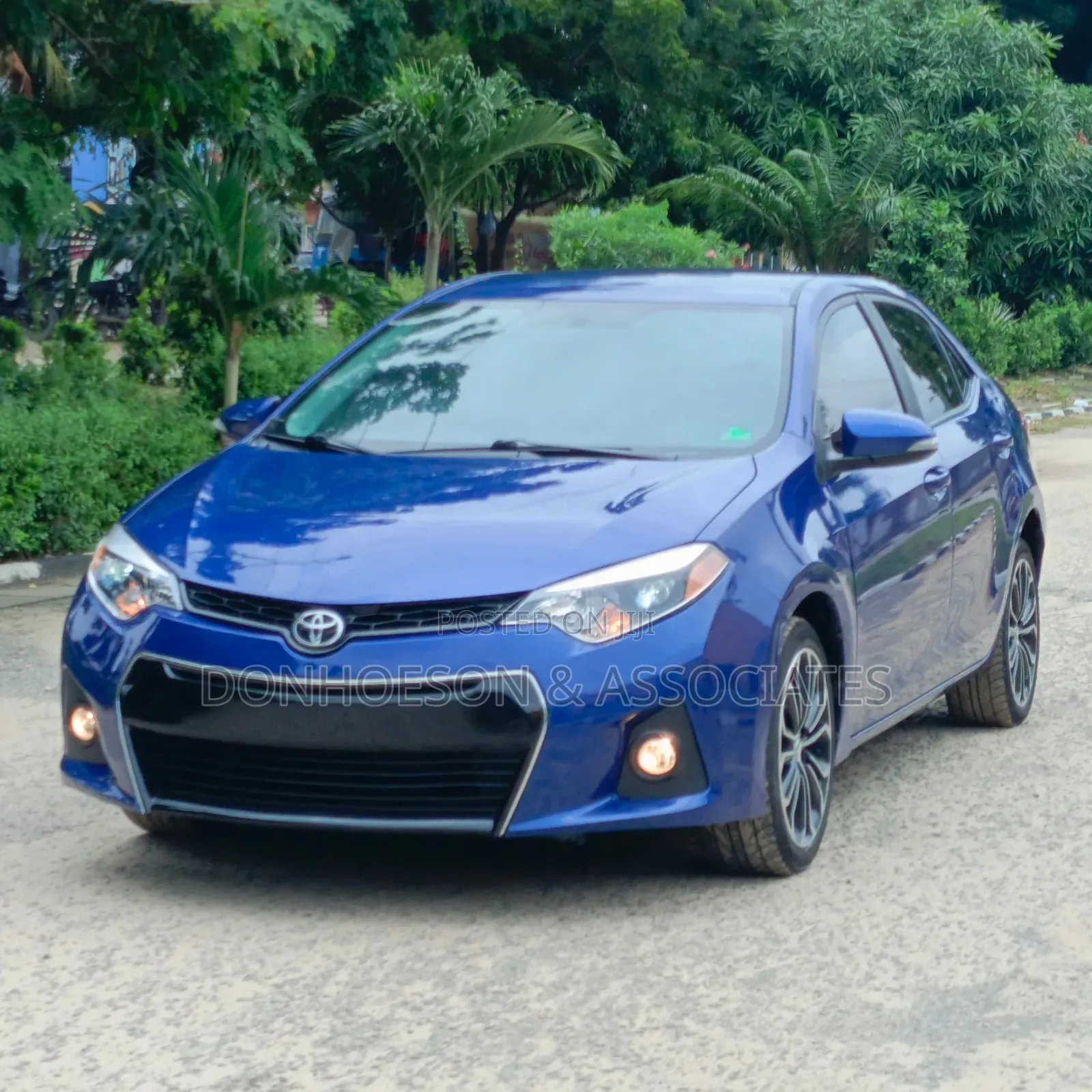 Toyota Corolla 2015 Blue