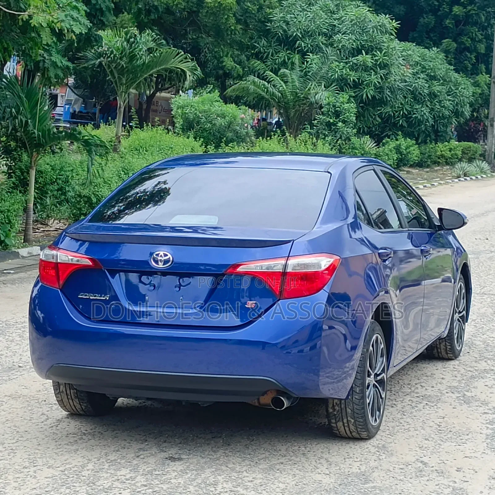 Toyota Corolla 2015 Blue