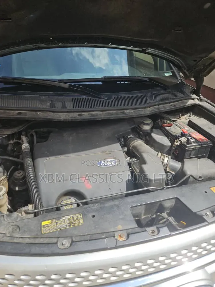 Ford Explorer 2011 Black