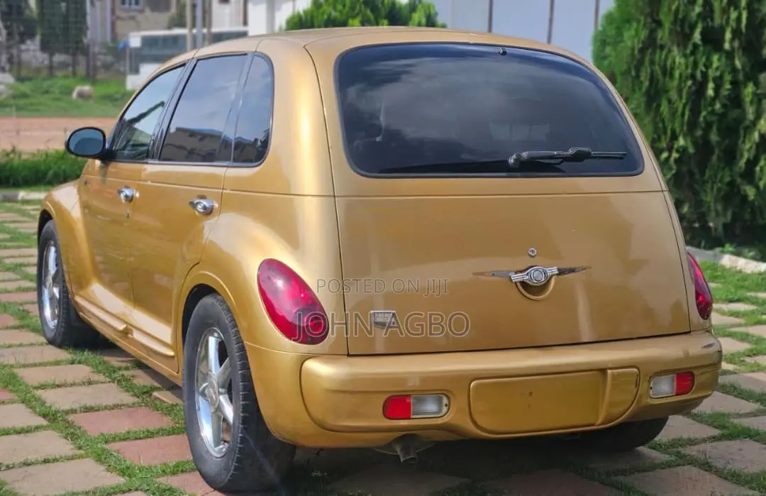 Chrysler PT Cruiser 2002 Gold